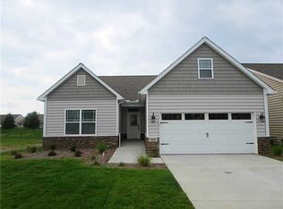 4656 Lakeside Dr, Maumee, OH 43537