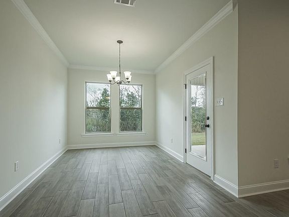 5th image of 10904 Maitland Ave