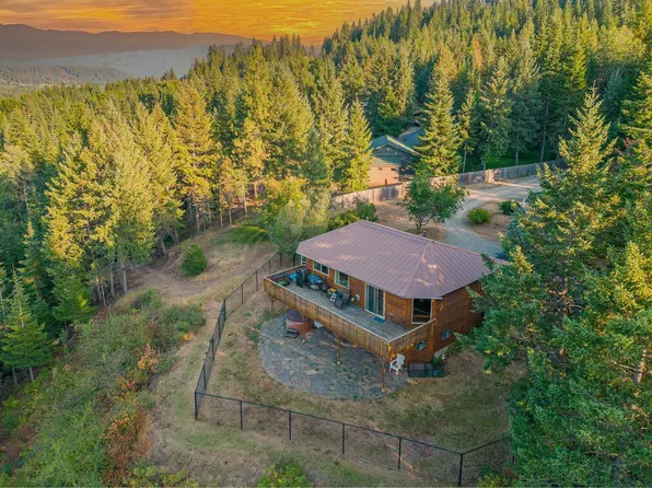 434011 State Route 20 Hwy, Newport, WA 99156