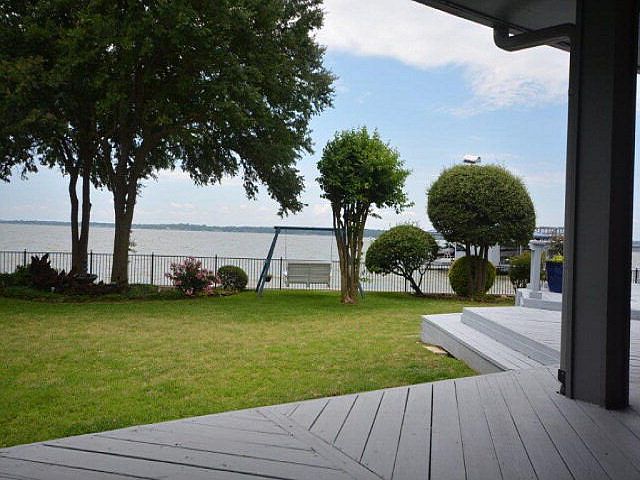 1st image of 125 Westshore Dr