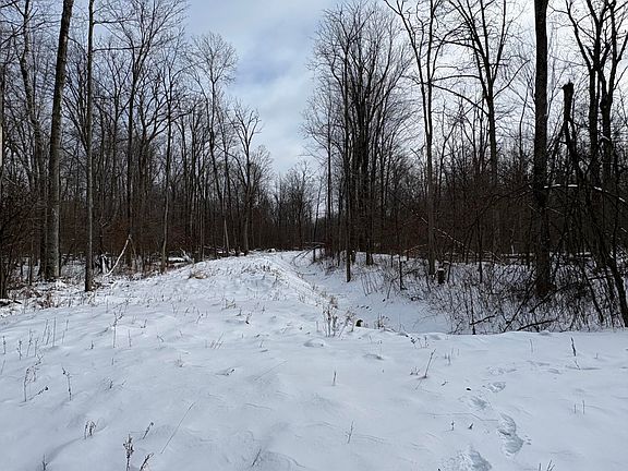 5th image of W Prairie Rd