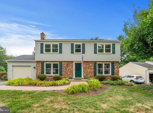 2621 Bastian Ln, Herndon, VA 20171