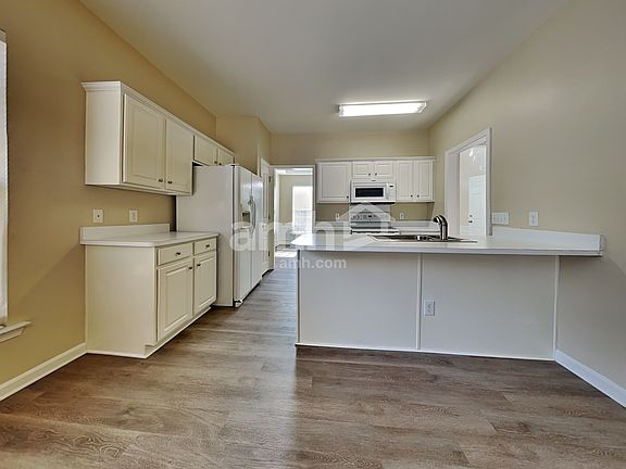 5th image of 8510 Heron Glen Dr
