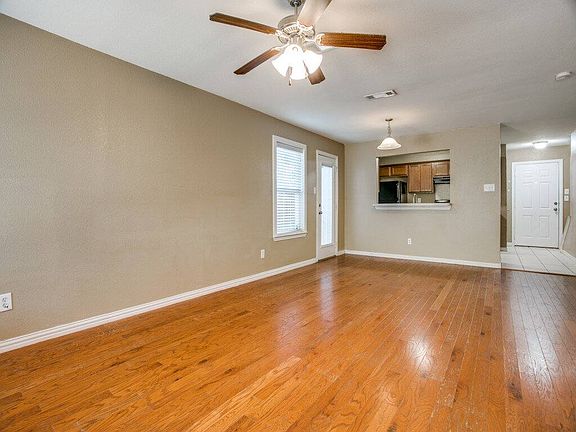 4th image of 2727 Avenue E