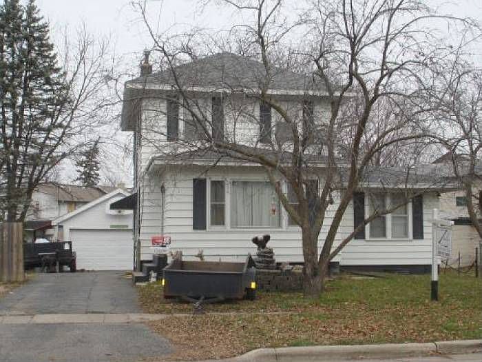 2nd image of 360 Johnson St