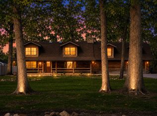 4615 E 2619th Rd, Sandwich, IL 60548