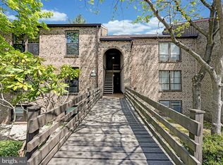 15 E Fairway Rd, Reading, PA 19607