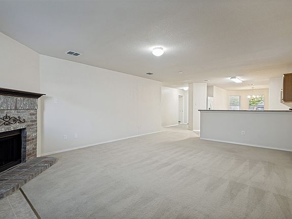 5th image of 2228 Overlook Ln