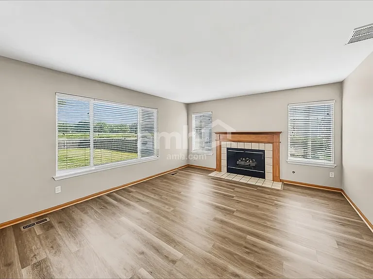 14233 S Hillsdale Ct — Photo 5