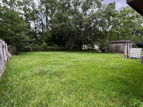 4th image of 6517 Columbus Cir