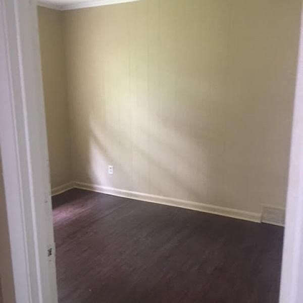 2nd image of 5003 Shifri Ave
