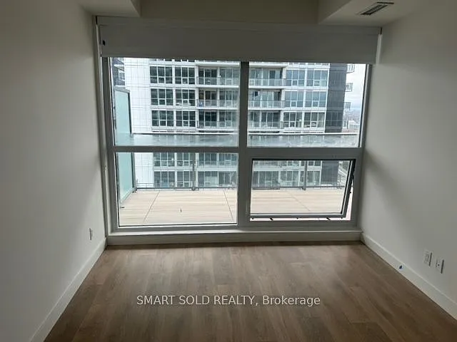 27 McMahon Dr #2701 — Photo 6