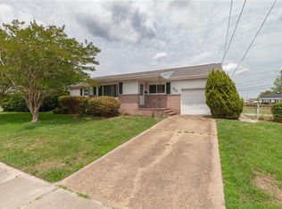 2478 Stribling Ln, Norfolk, VA 23518