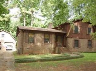 7213 N Lakeside Dr, Charlotte, NC 28215
