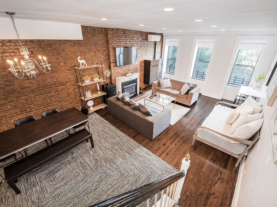 1st image of 318 W 71st St APT 1