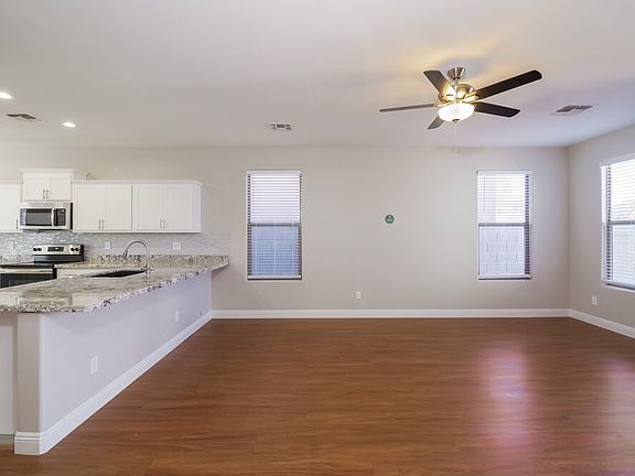 4th image of 6224 S 46th Ln