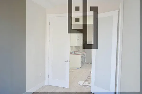 Rented by Loom Group | media 42