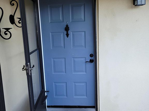 4th image of 3323 Meridian Way N #D