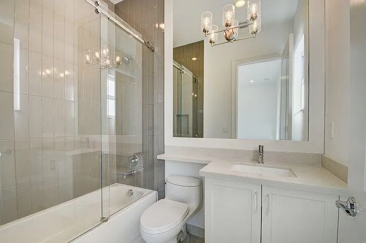 12832 Veneto Springs Dr — Photo 32