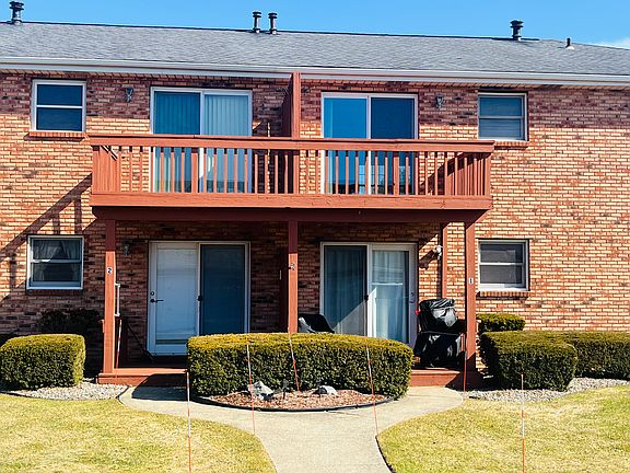 4th image of 6868 Nickis Ln #3