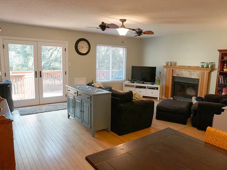 2312 Kingbird Ln — Photo 3