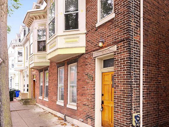2nd image of 226 N Potomac St #228