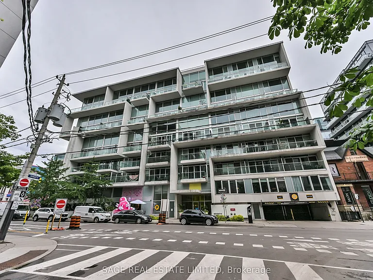 75 Portland St #806 — Photo 1