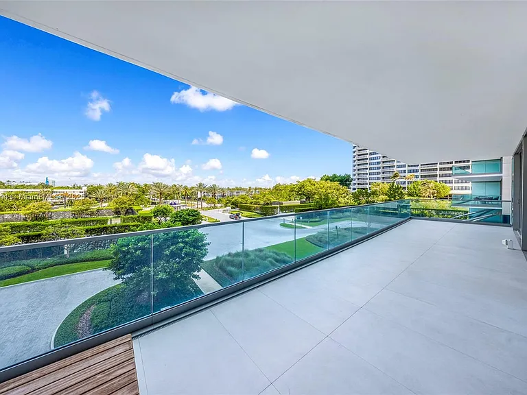 10201 Collins Ave #305 — Photo 41