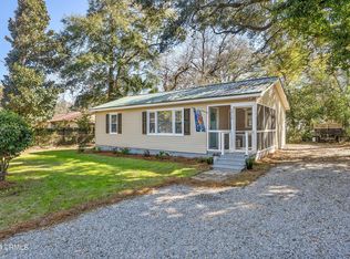 2912 4th St, Beaufort, SC 29902