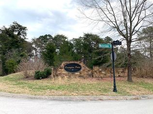 Waterstone Dr, Dandridge, TN 37725