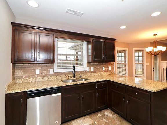 5th image of 1678 Horseshoe Cave Dr