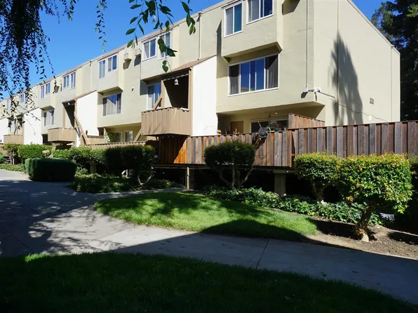 320 Auburn Way APT 3, San Jose, CA 95129