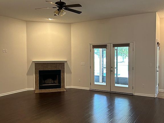 5th image of 350 N Bellagio Dr