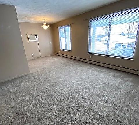 2nd image of 3839 Silver Lake Rd APT 5