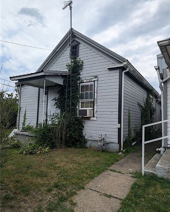 1st image of 1014 Beech St
