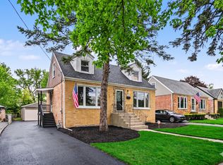 835 S Addison Ave, Villa Park, IL 60181