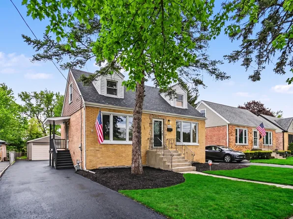 835 S Addison Ave, Villa Park, IL 60181