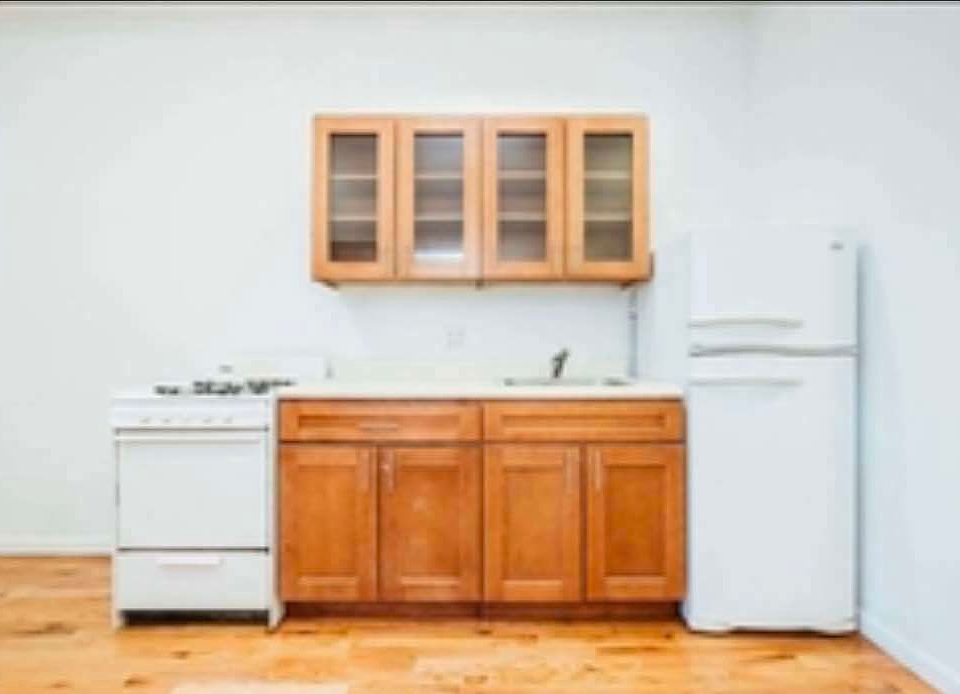 1st image of 59 Troutman St APT 1R