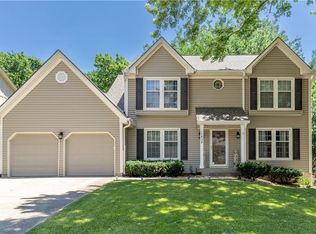 11629 Bond St, Overland Park, KS 66210