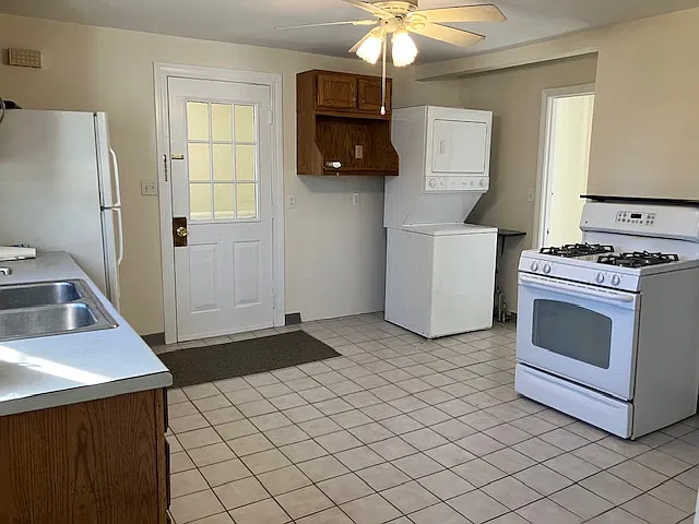 2 bed, 1000 sqft, $2,700 — Photo 2