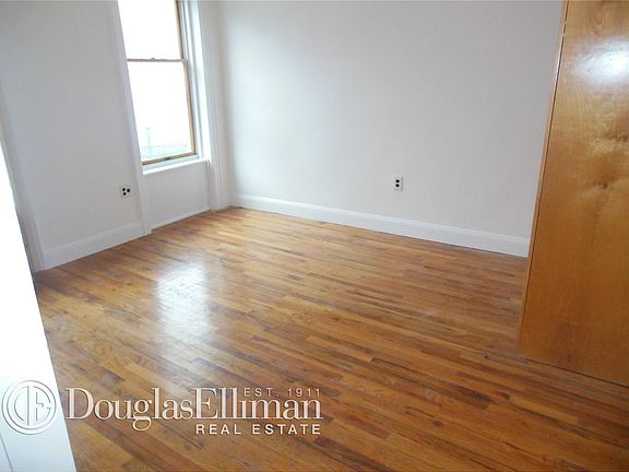 3rd image of 85 Bergen St APT 1B