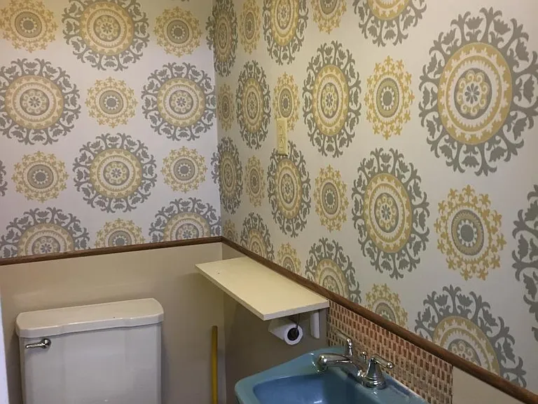 2nd bathroom