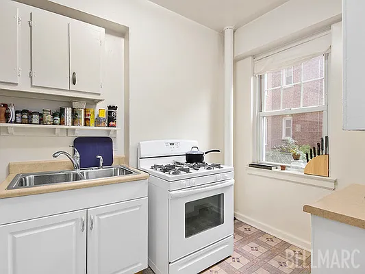 Sold by Bellmarc Realty | media 33