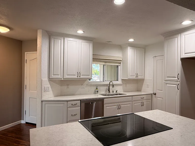 809 Laver Ct — Photo 6
