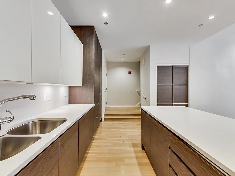 198 N Park Dr #198 — Photo 13