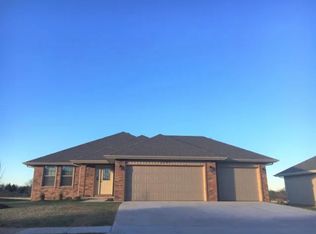 5761 W Alexa Ln, Springfield, MO 65802