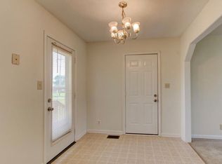 1995 Timberline Cir, Oak Grove, KY 42262