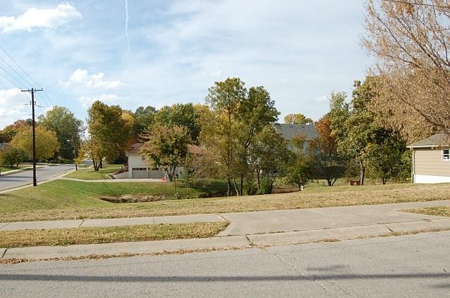 1st image of 0 S 16th St