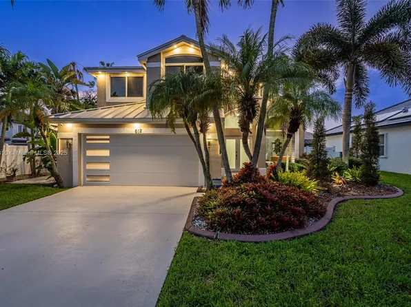 612 SW 179th Ave, Pembroke Pines, FL 33029