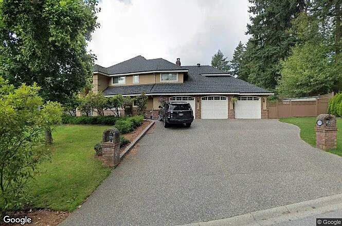 3079 145a St photo 1